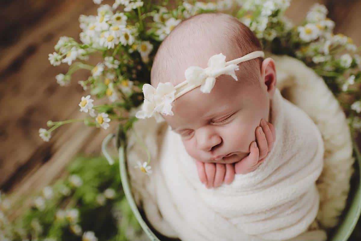 Newborn Girl White Headband Daisies